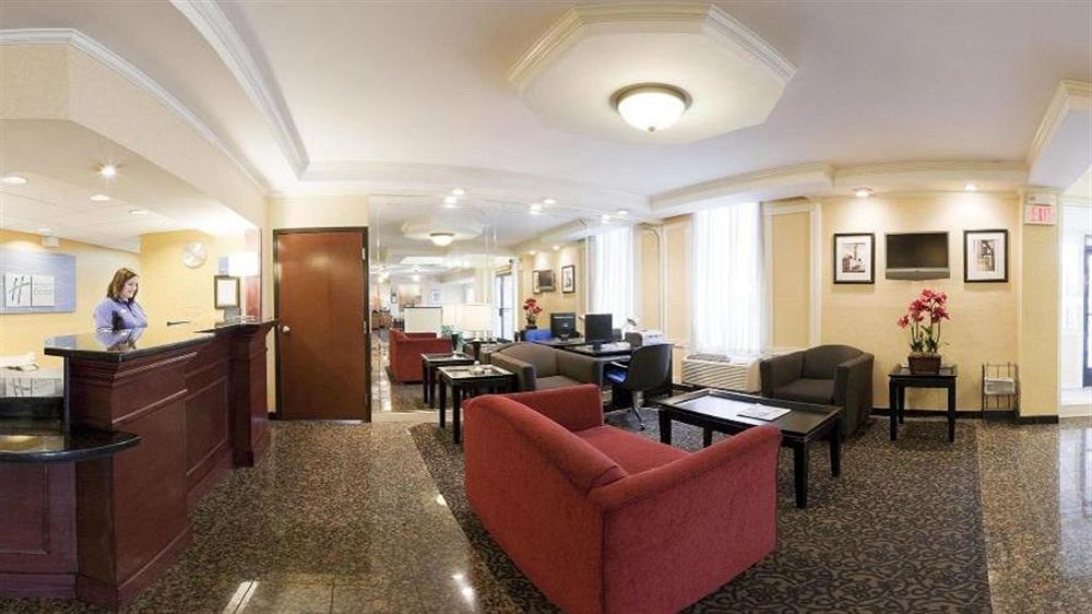 Holiday Express & Nashville-i-40 & I-24 Hotel