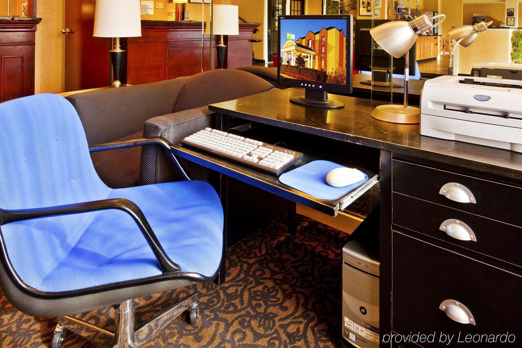 Express & Nashville-i-40 & I-24 Hotel Nashville